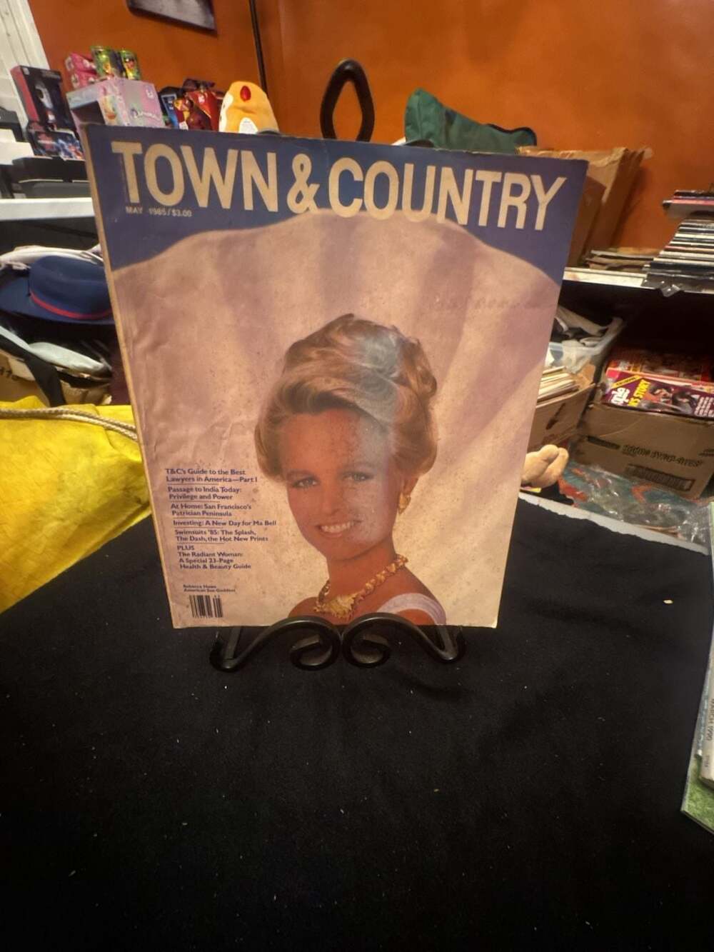 Town & Country Magazine May 1985 Rebecca Howe